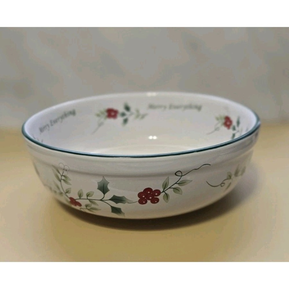 Pfaltzgraff Winterberry Ceramic Serving Bowl Holly Trim Chrismas